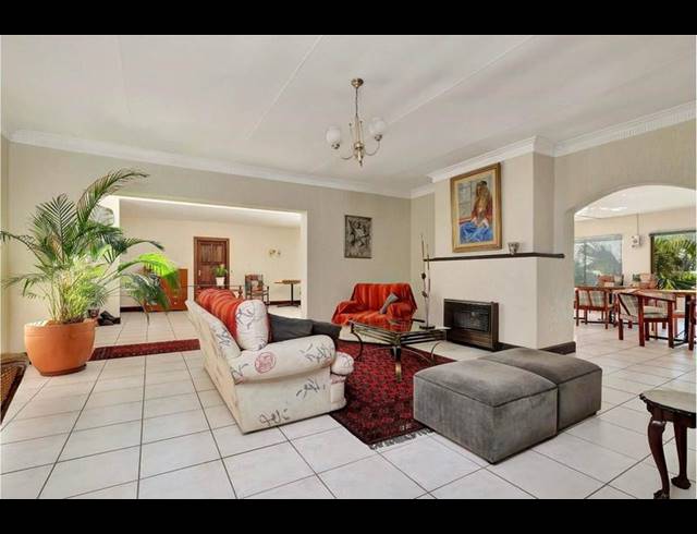 15 BEDROOM HOUSE FOR SALE IN FERNDALE